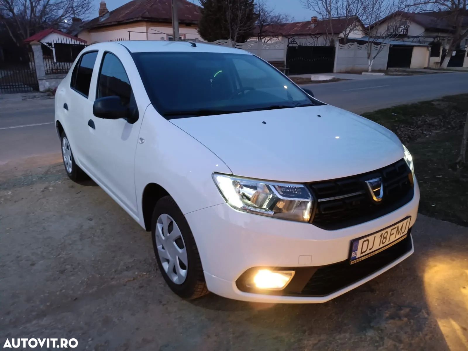 Dacia Logan - 1