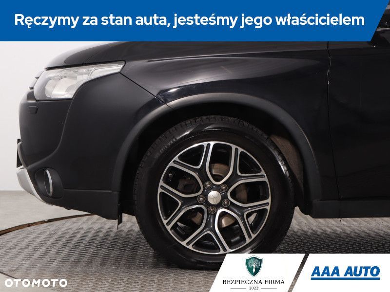 Mitsubishi Outlander - 16