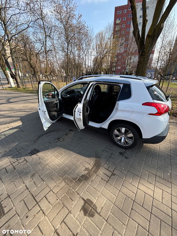 Peugeot 2008 PureTech 82 Allure - 19