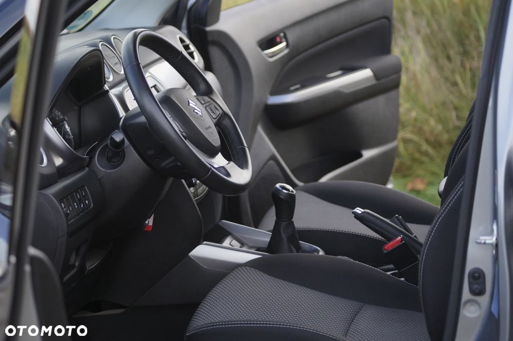 Suzuki Vitara - 27