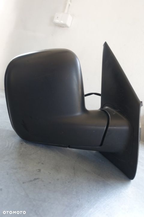 LUSTERKO PRAWE VW T5  5PIN - 1