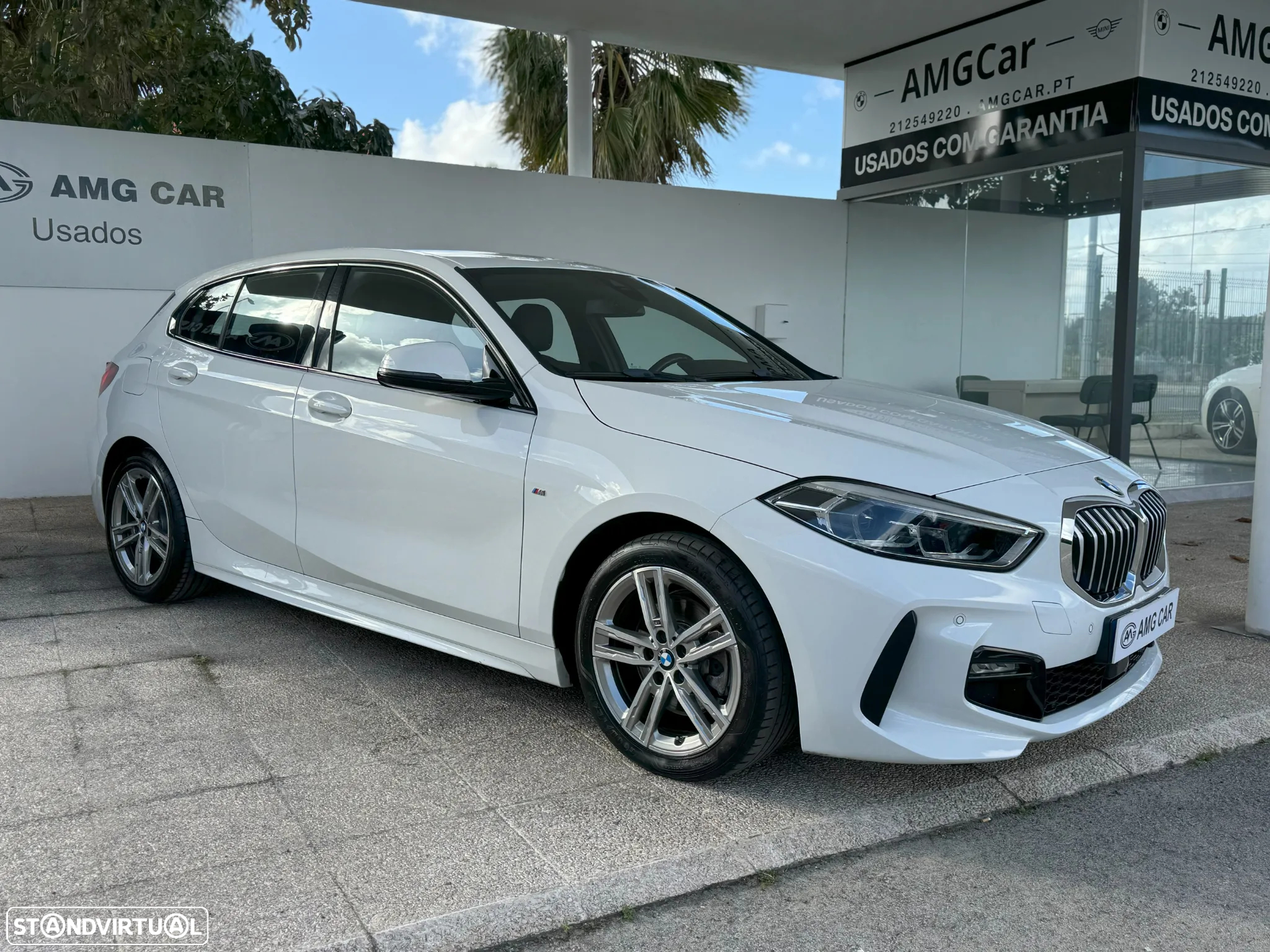 BMW 118 i Pack Desportivo M Auto - 2