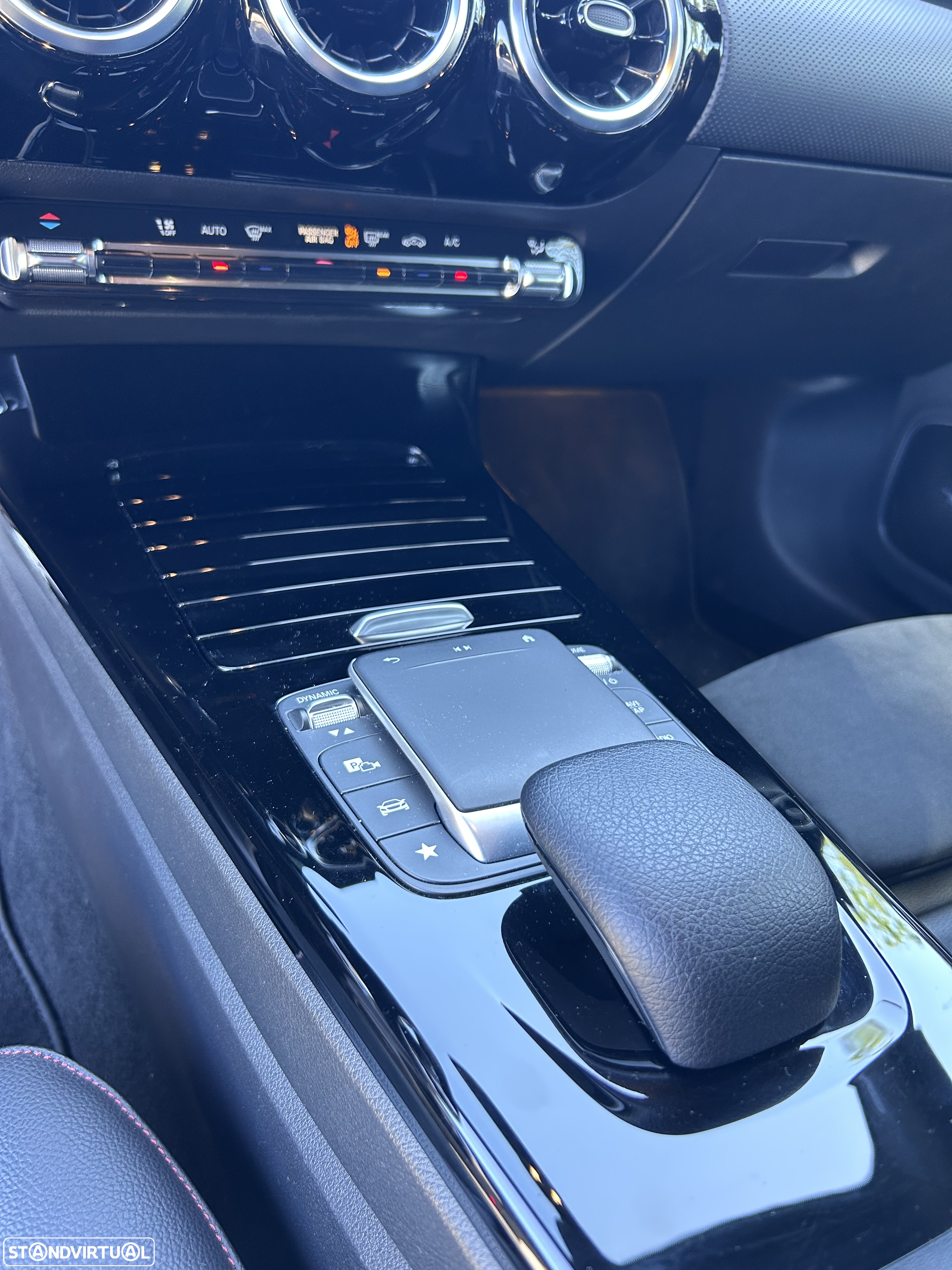 Mercedes-Benz CLA 220 d Shooting Brake AMG Line Aut. - 11