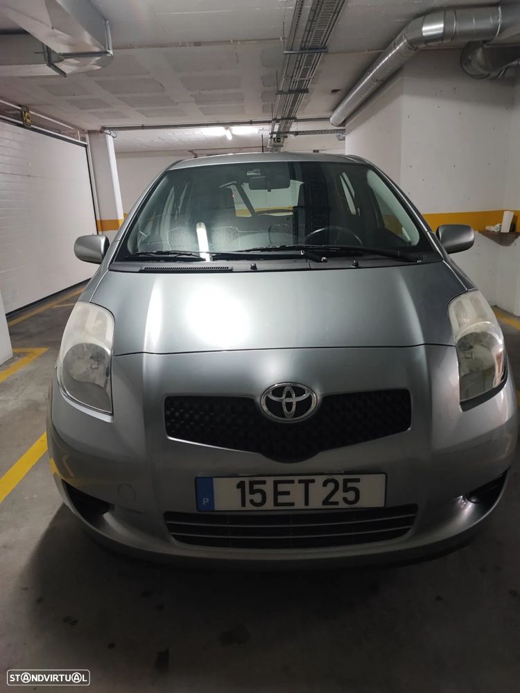Toyota Yaris 1.0 VVT-i AC Manual - 6