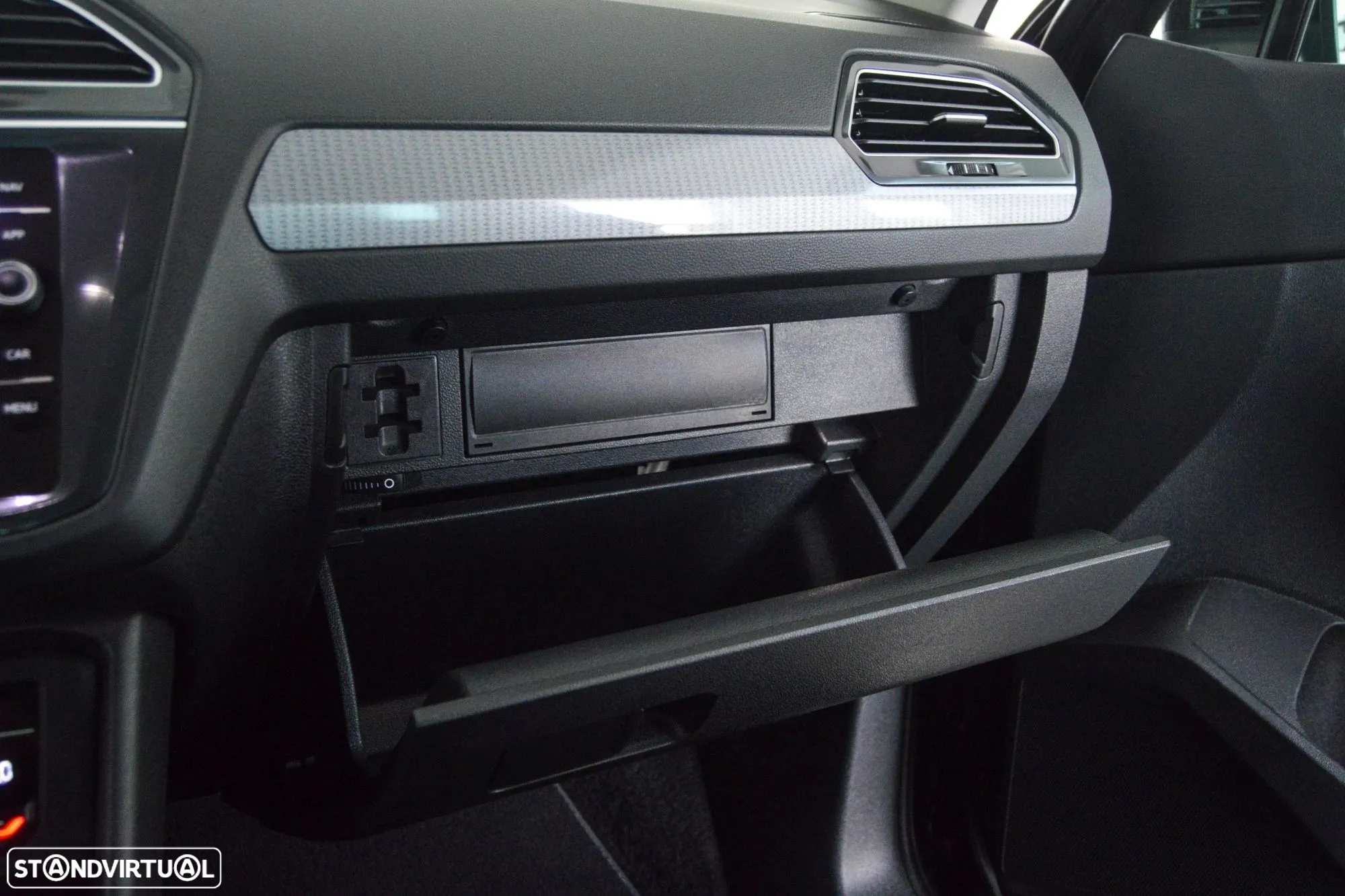 VW Tiguan 2.0 TDI - 49