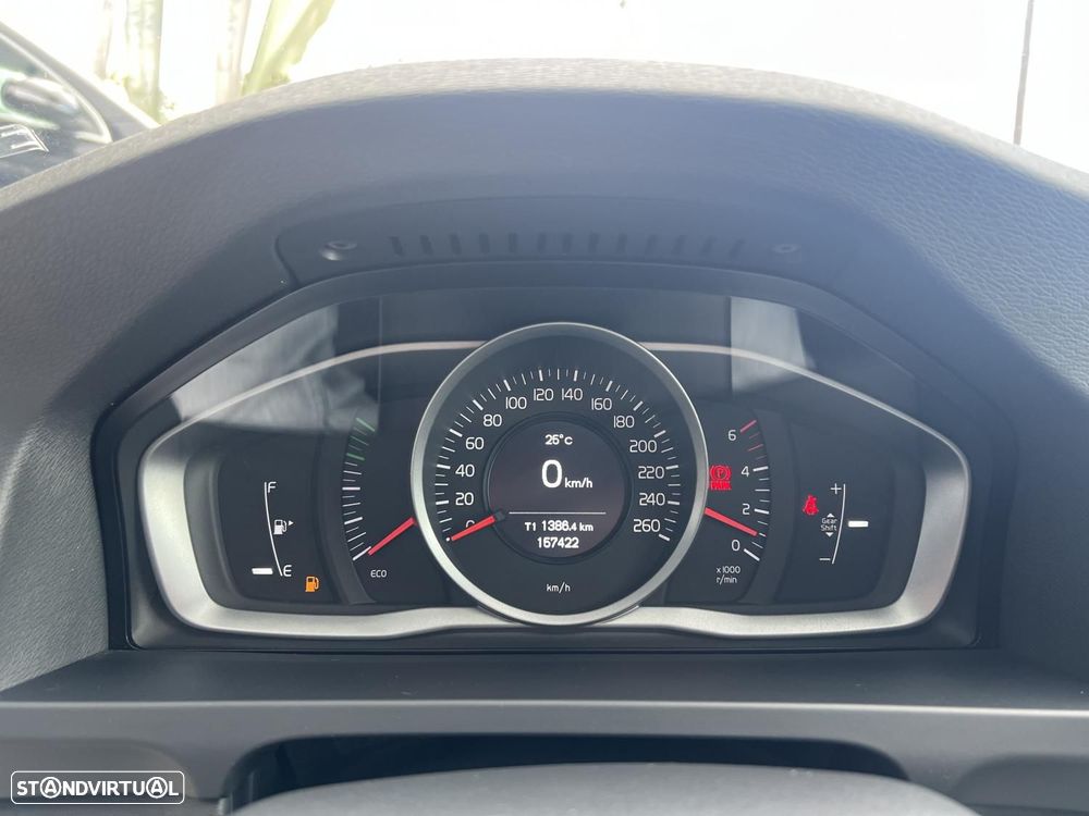 Volvo V60 Cross Country 2.0 D4 Plus - 9