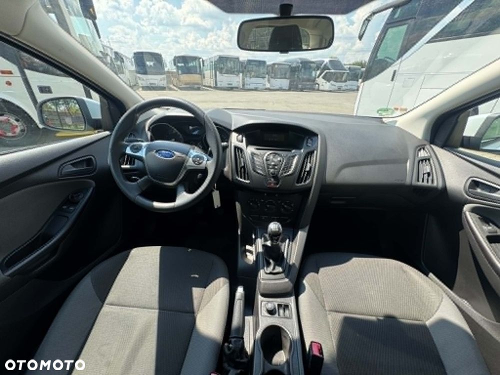 Ford Focus - 13