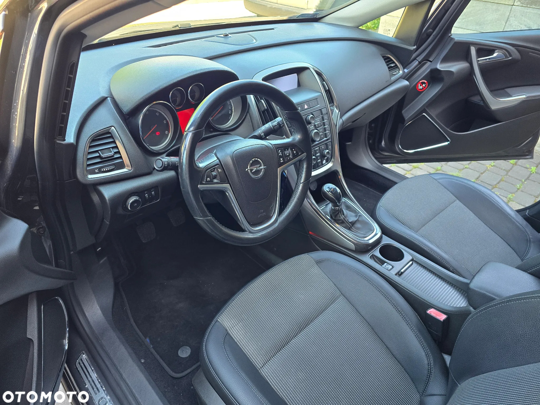 Opel Astra IV 1.7 CDTI Cosmo - 10