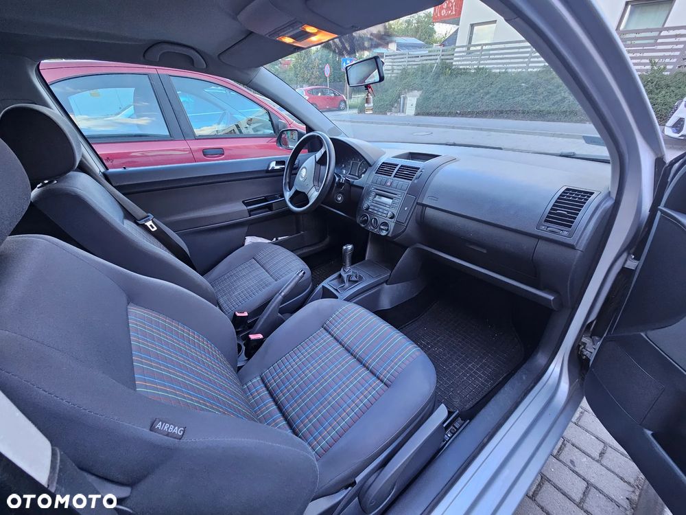 Volkswagen Polo 1.4 TDI Comfortline - 5