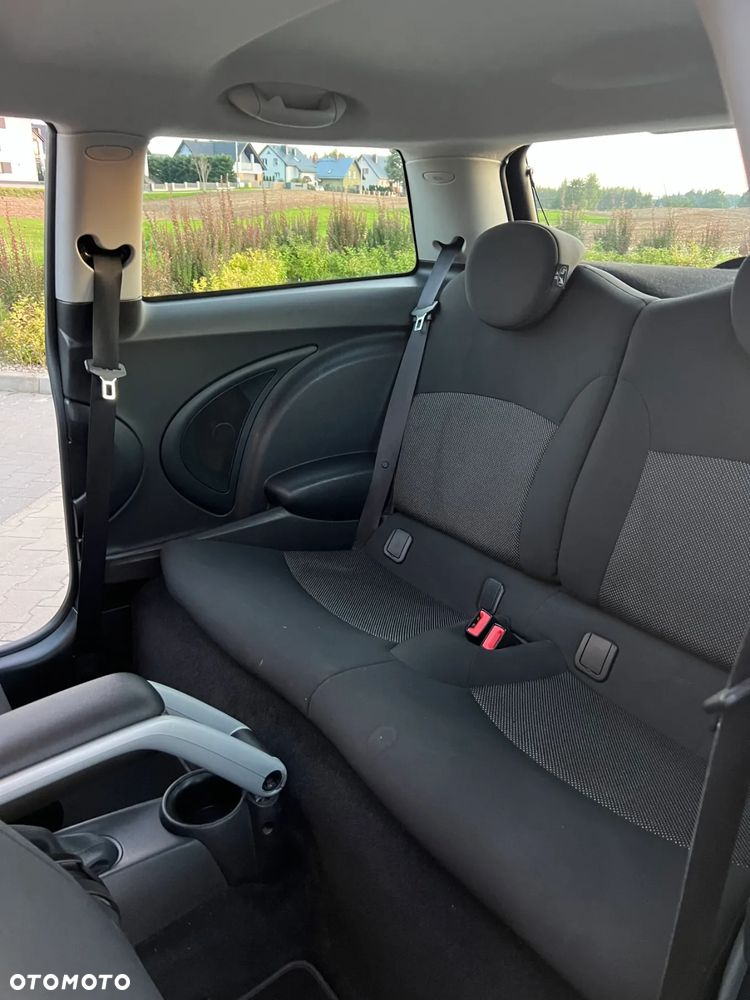 MINI ONE Standard - 8