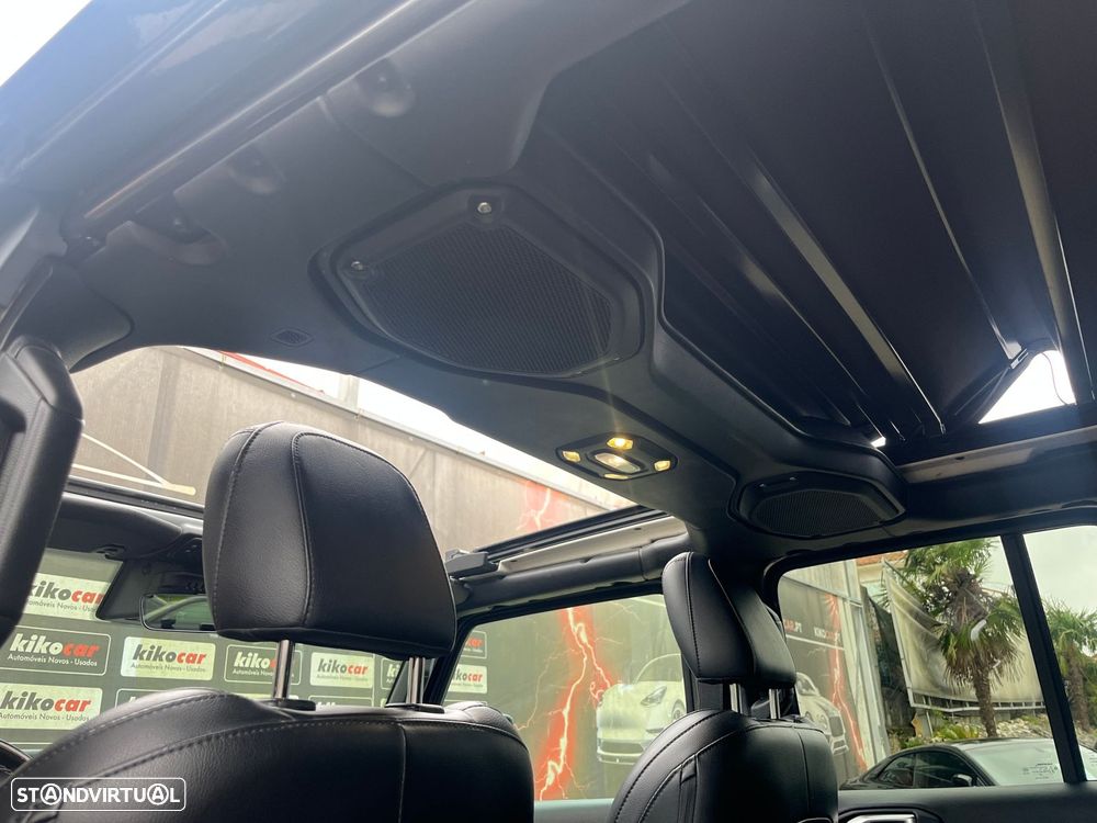 Jeep Wrangler Unlimited 2.2 CRDi AWD Auto Sky One-Touch Sahara - 16