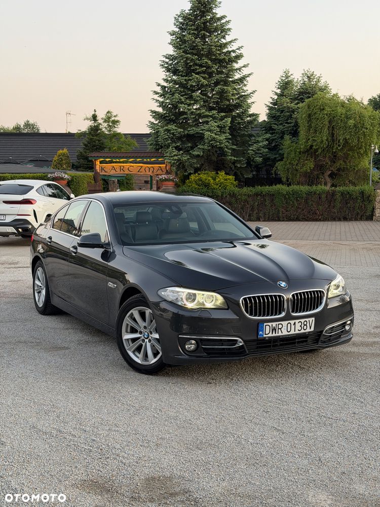 BMW Seria 5 520d Luxury Line - 1