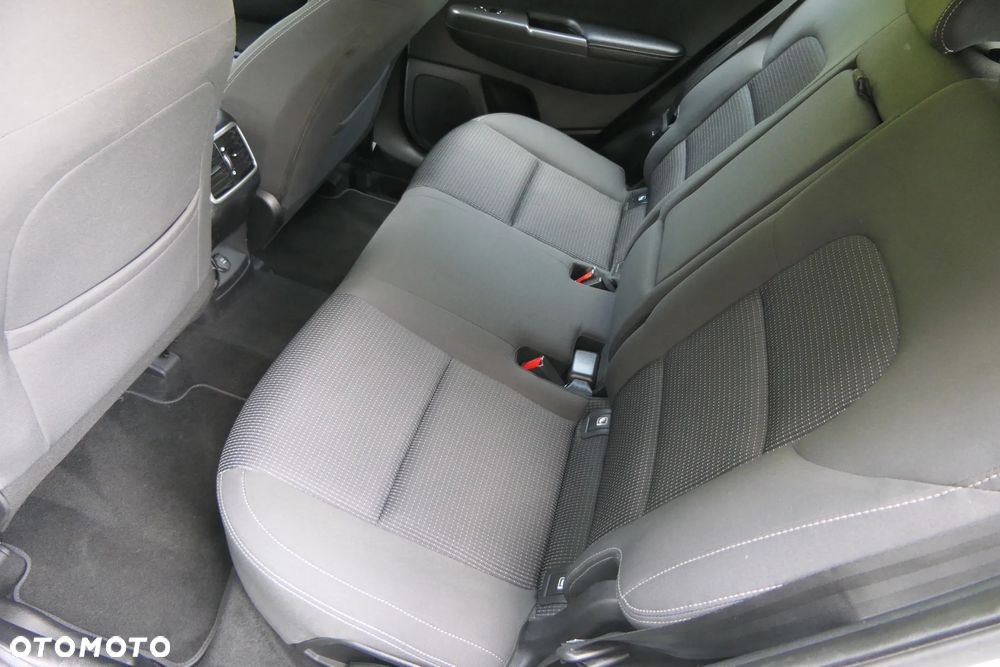 Kia Sportage 1.6 GDI L 2WD - 19