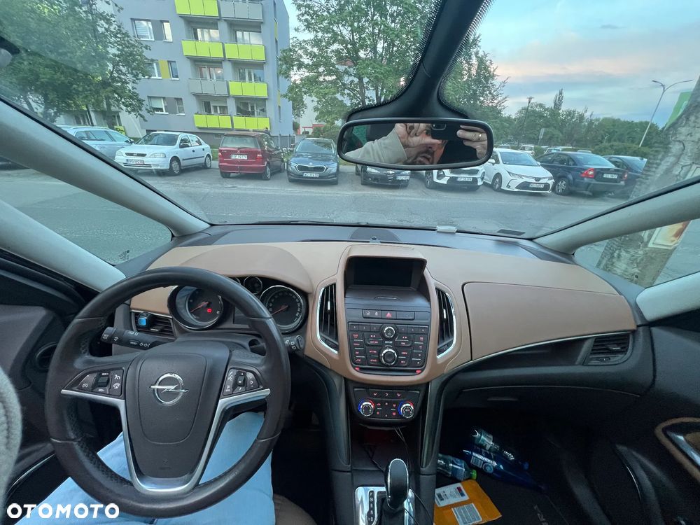 Opel Zafira 2.0 CDTI Cosmo - 16
