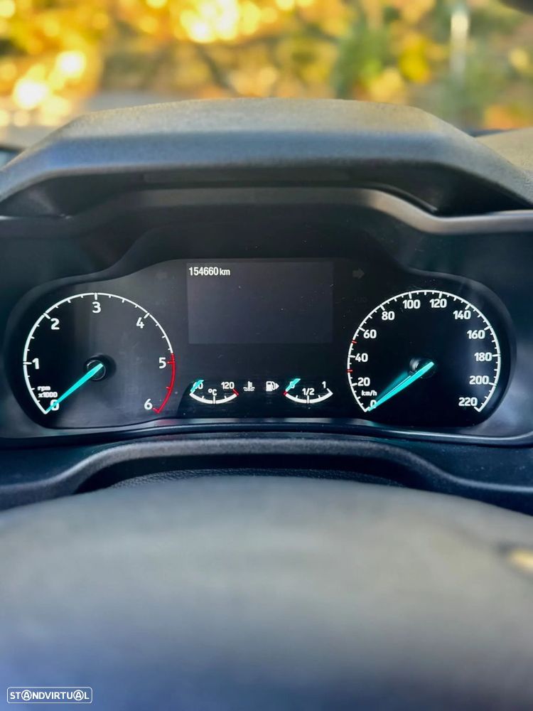 Ford Transit Connect - 8