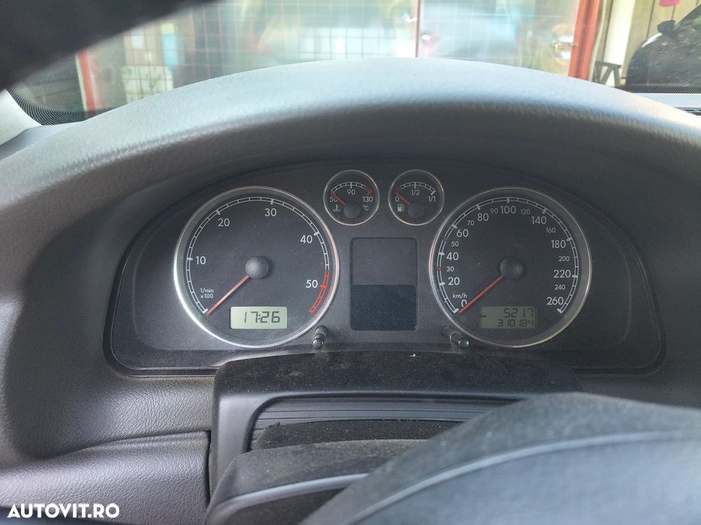 Volkswagen Passat 1.9TDI Comfortline - 7