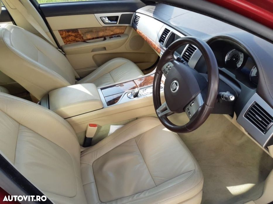 Dezmembrari Jaguar XF 3.0 2011 306dt 240hp Piese XF 3.0 diesel motorina 2009 2010 2011 - 3