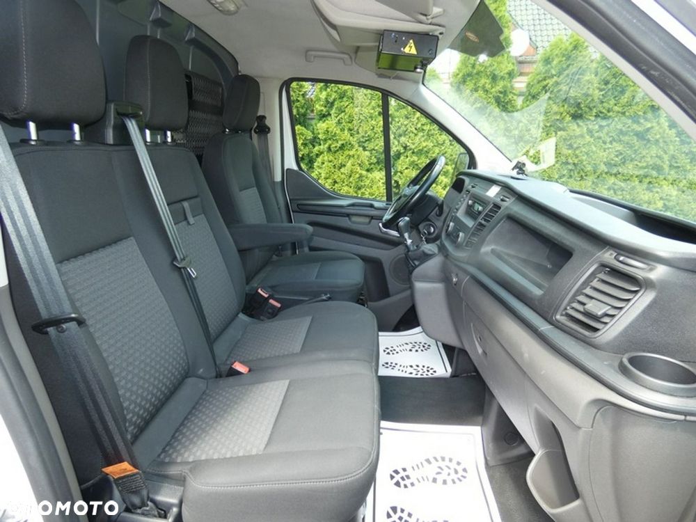 Ford Transit Custom - 15
