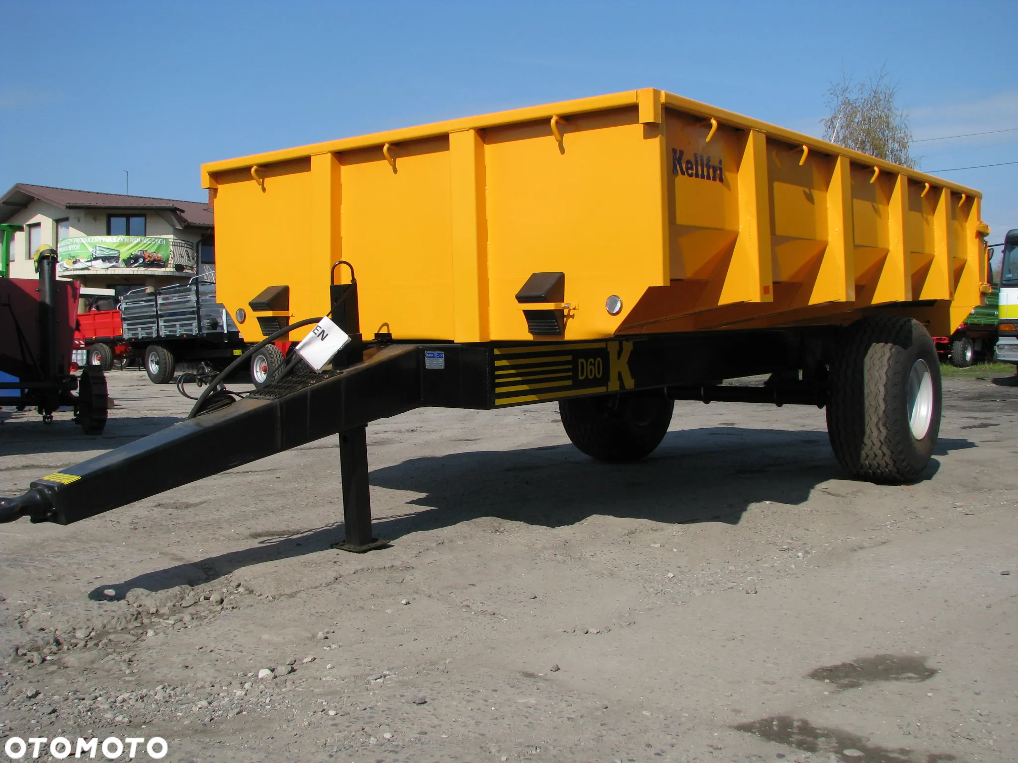 Inny Przyczepa budowlana KELLFRI - 6-9-Ton skorupowa - wywrot do tyłu - 24