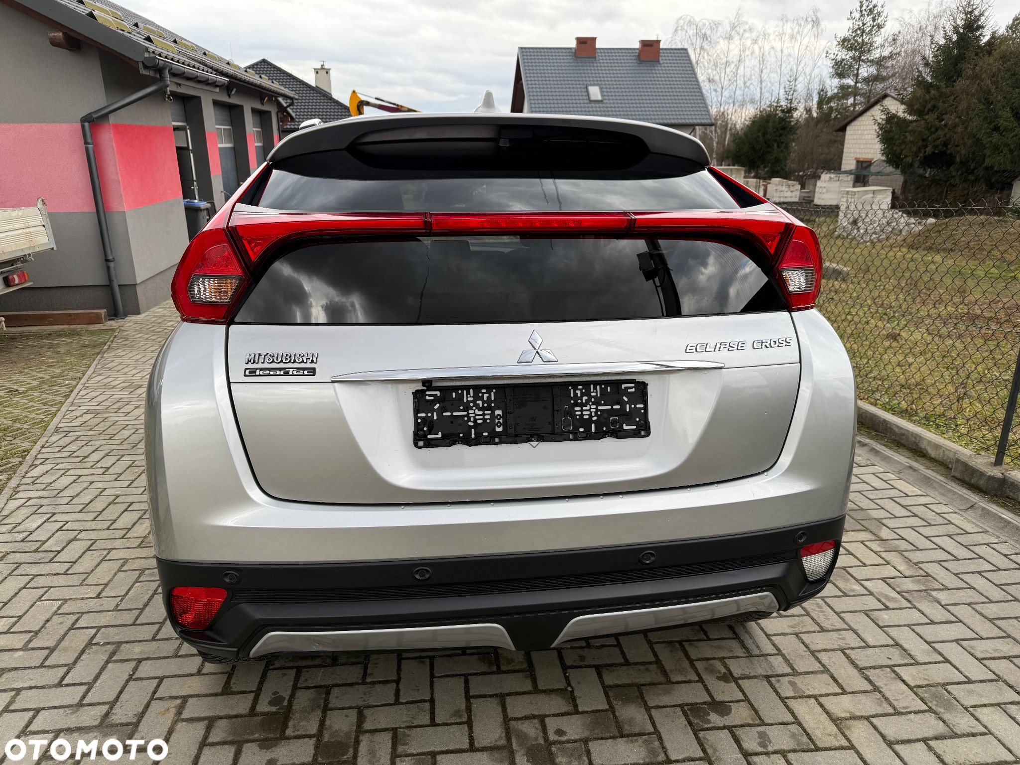 Mitsubishi Eclipse Cross - 5
