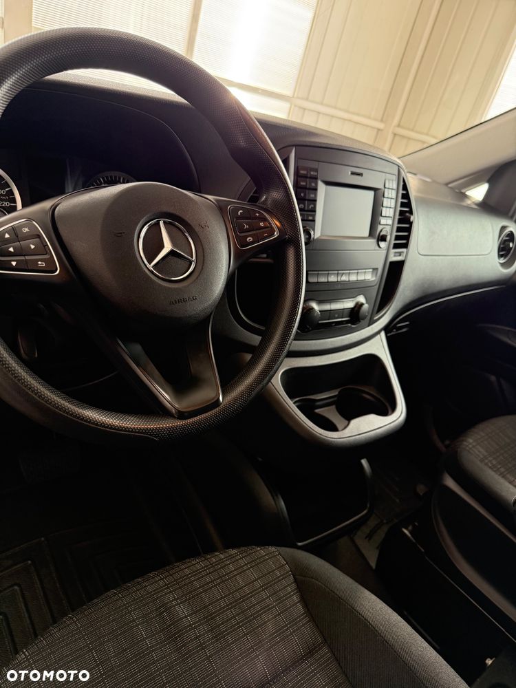 Mercedes-Benz VITO/METRIS - 24