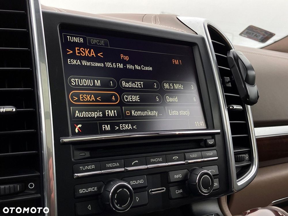 Porsche Cayenne - 37