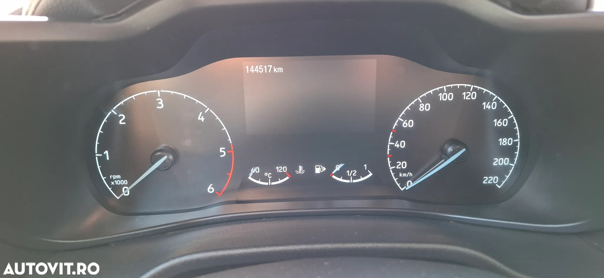 Ford Tourneo Connect 1.5 TDCi LWB (L2) Trend - 6