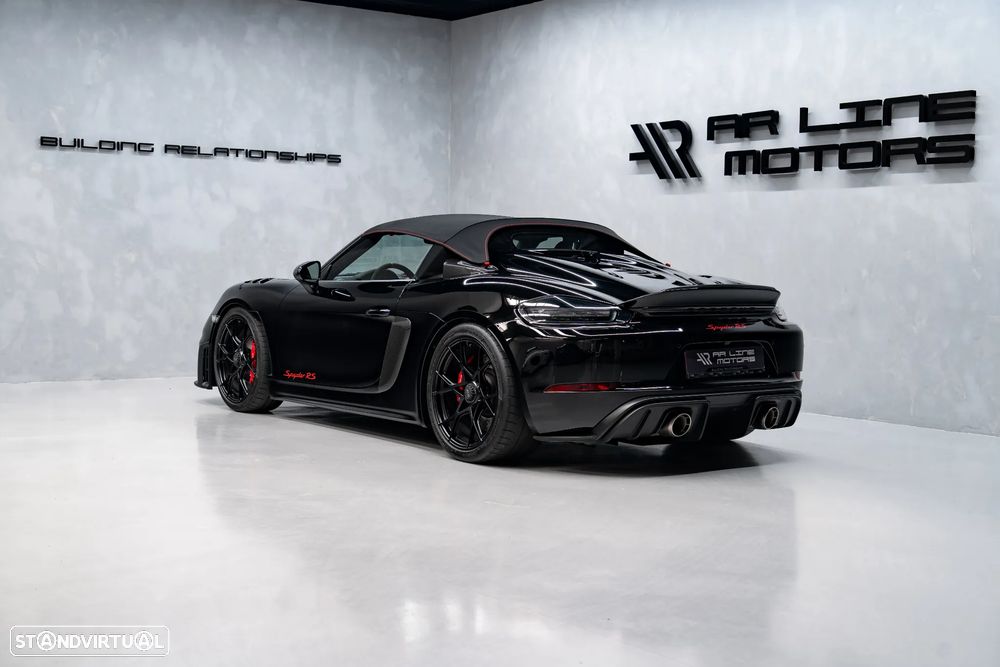 Porsche 718 Spyder RS - 14
