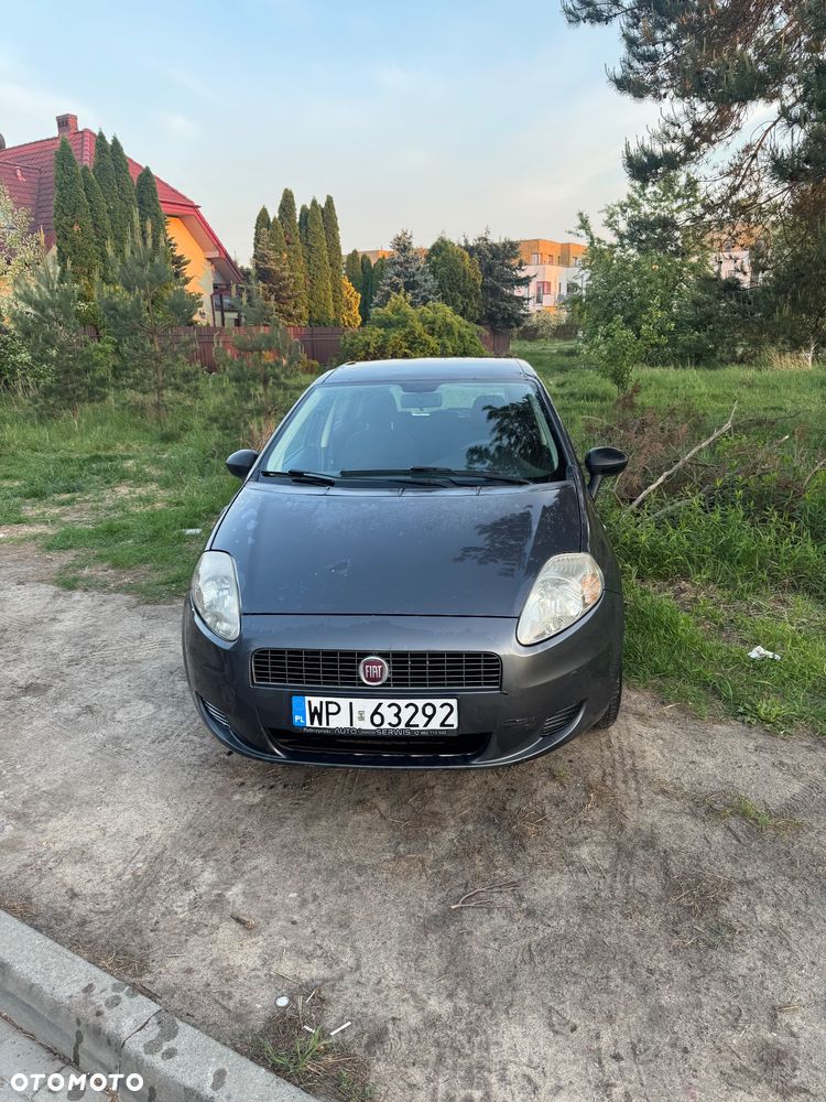 Fiat Grande Punto - 2