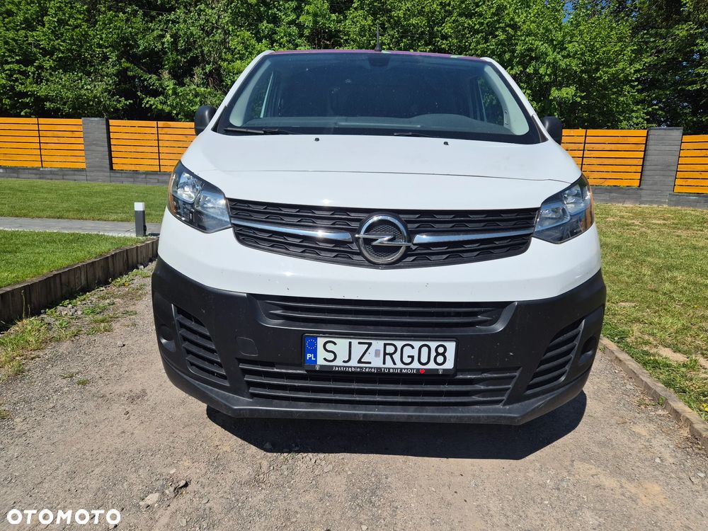 Opel Vivaro - 1