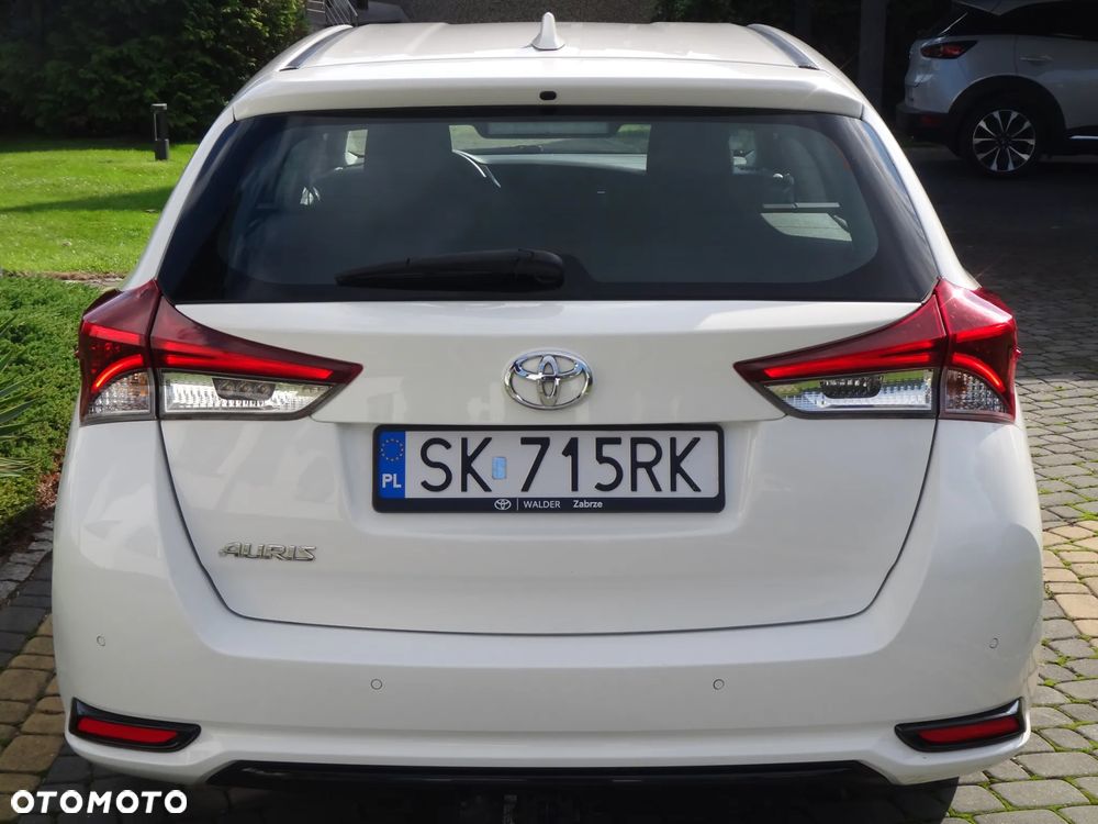 Toyota Auris - 5