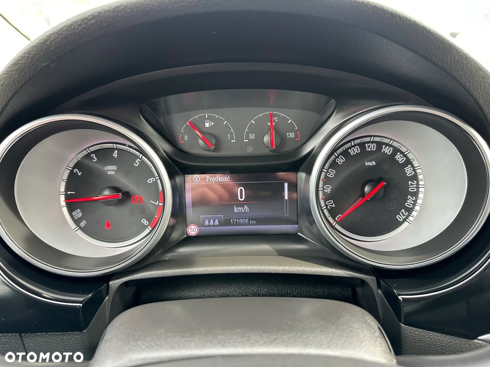 Opel Astra 1.4 T Dynamic - 21