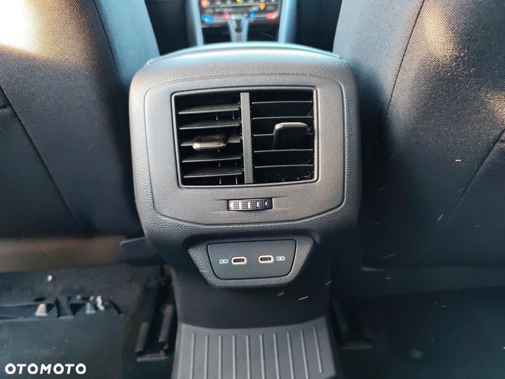 Volkswagen T-Roc 1.5 TSI Style DSG - 25