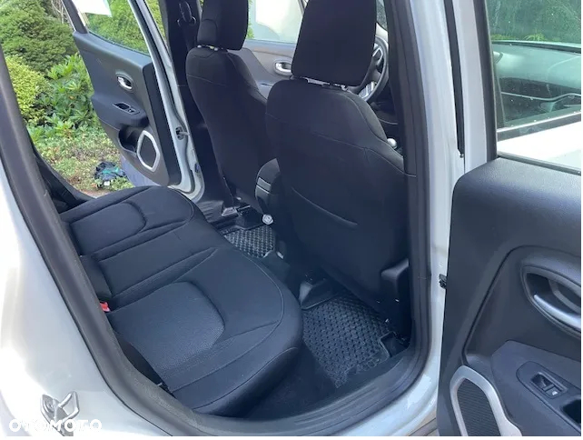 Jeep Renegade 1.6 E-TorQ Longitude FWD - 16