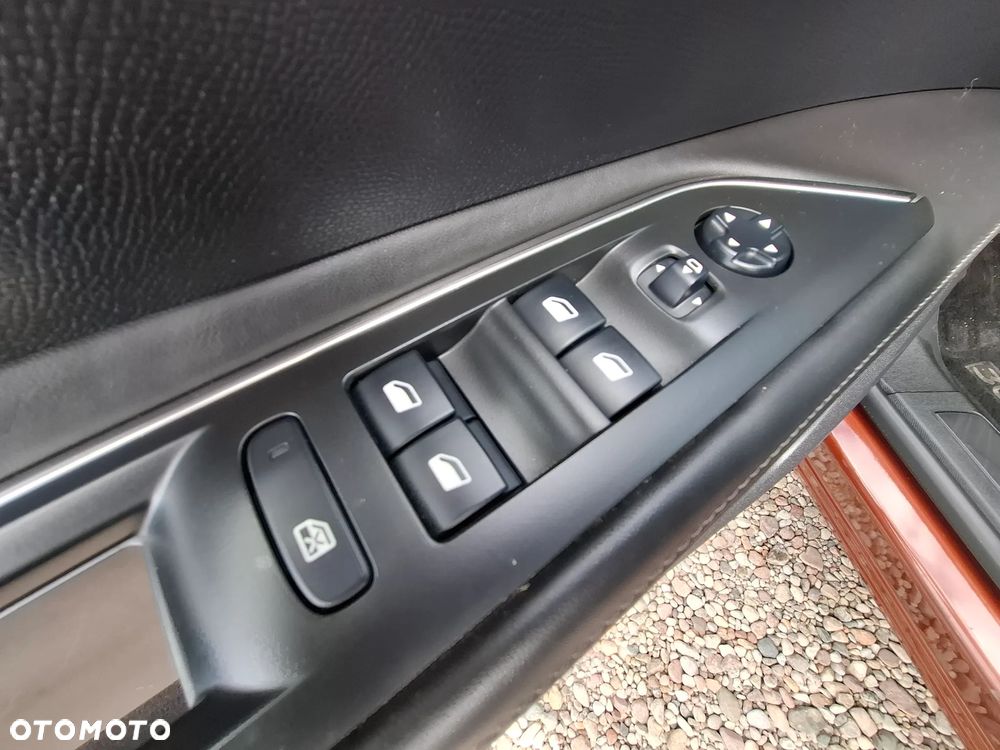 Peugeot 3008 BlueHDi 120 Stop & Start Allure - 13