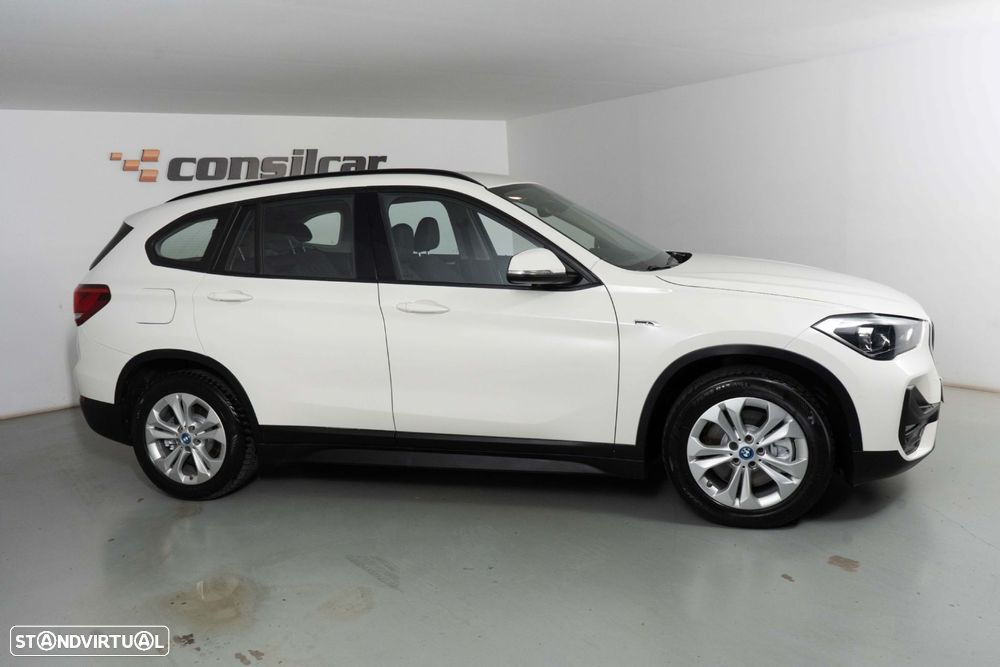 BMW X1 25 e xDrive Corporate Edition - 7