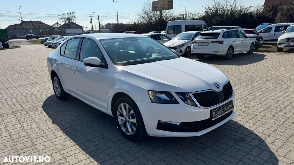 Skoda Octavia - 1
