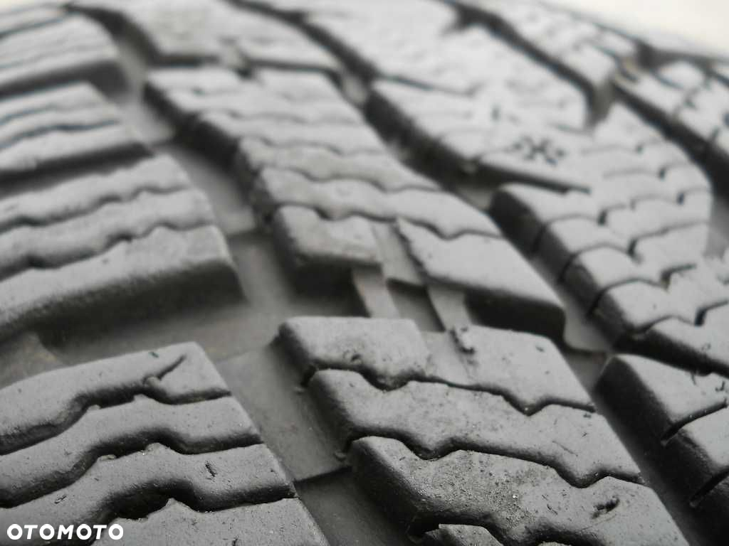 Opony zimowe BUS 205/75R16C NOKIAN 7mm-7,5mm cena za 2szt FVat +MONTAŻ - 2