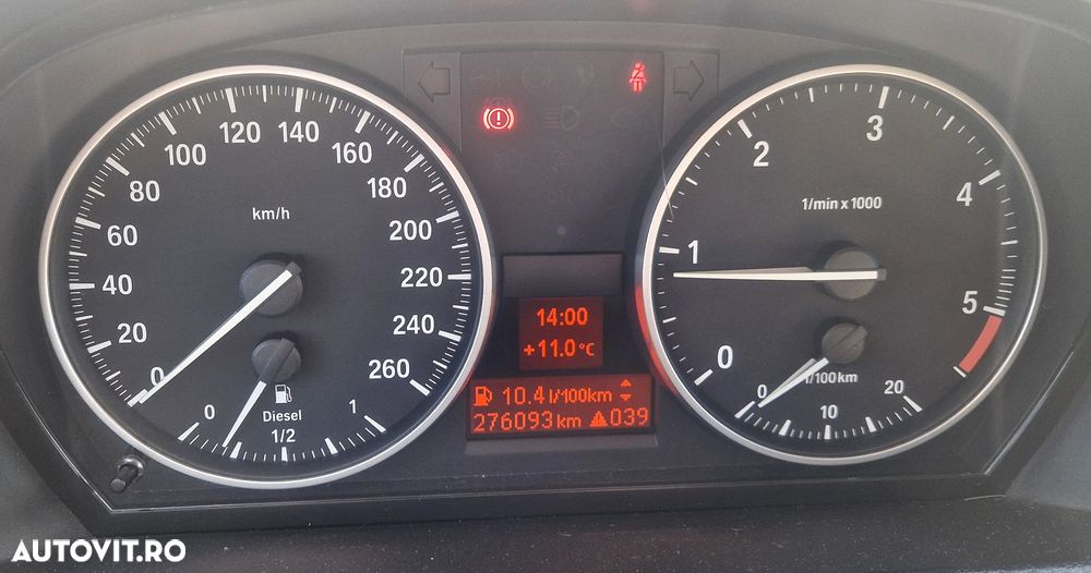 BMW X1 xDrive20d - 10