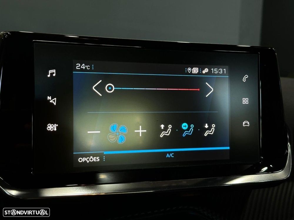 Peugeot 2008 1.2 PureTech Allure Pack EAT8 - 14