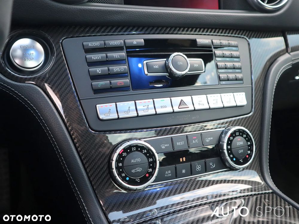 Mercedes-Benz SL 63 AMG AMG Speedshift MCT 7-Gang Sportgetriebe Edition 1 - 37