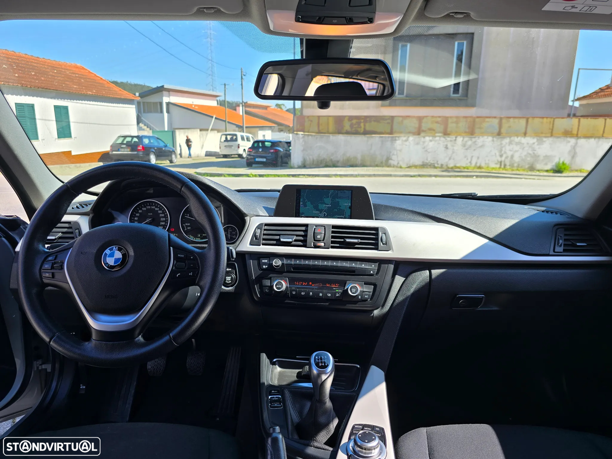 BMW 320 d DPF Touring Efficient Dynamics Edition - 24