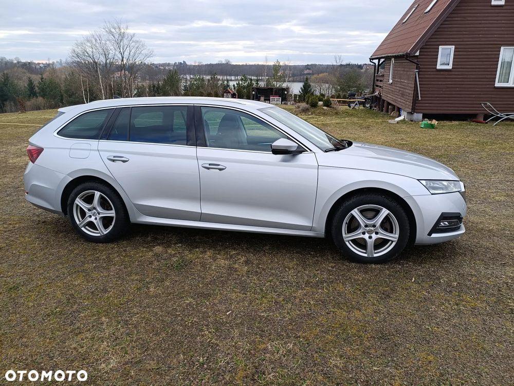 Skoda Octavia 2.0 TSI 4x4 Style DSG - 11