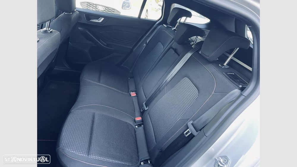 Ford Focus 1.0 EcoBoost MHEV ST-Line X Aut. - 10