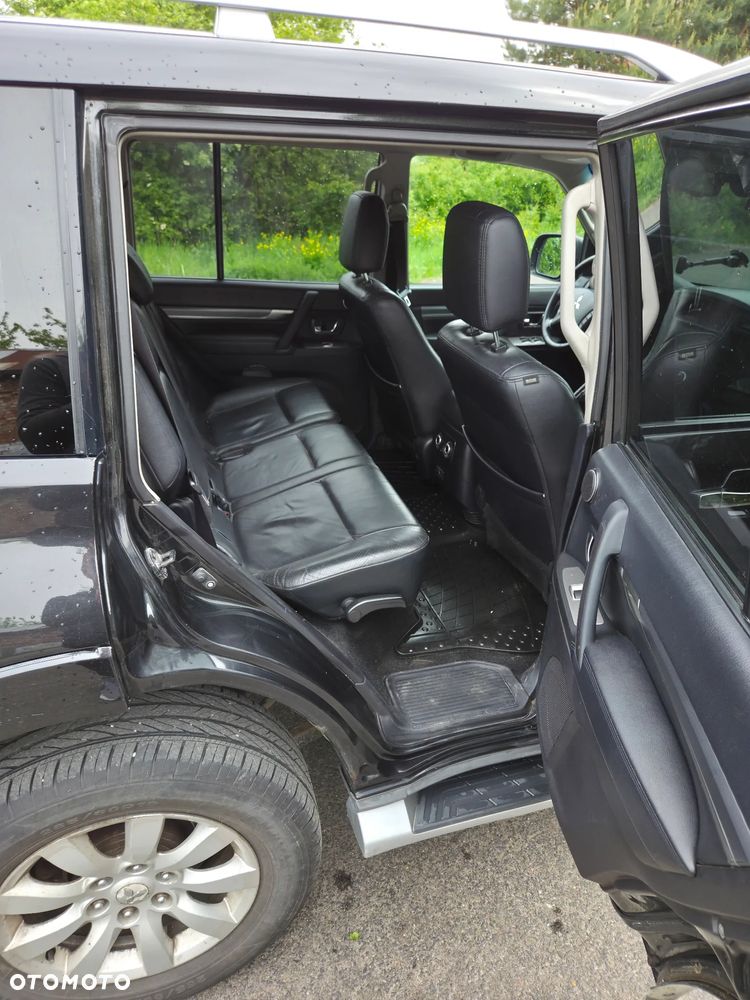 Mitsubishi Pajero 3.2 DID Instyle - 14