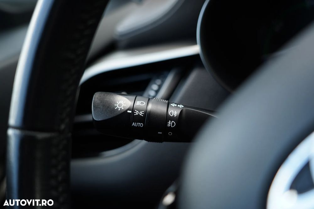 Toyota C-HR Business-Edition - 30