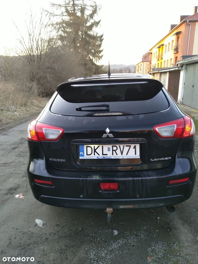 Mitsubishi Lancer - 3