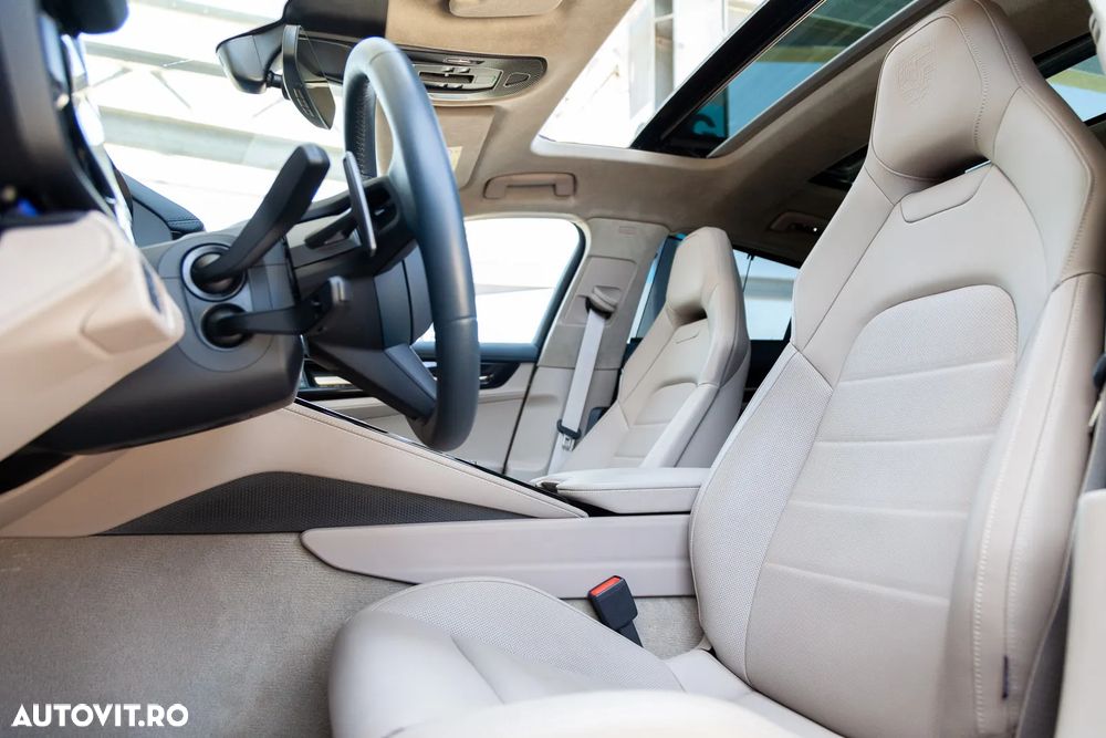 Porsche Panamera Turbo E-Hybrid - 33