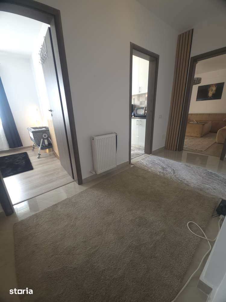 Apartament 2 camere, balcon, gata de utilizare — fotografia 3