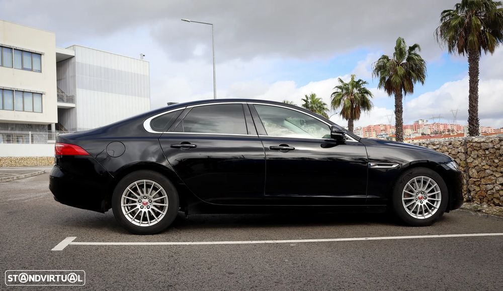 Jaguar XF E-Performance Prestige - 10